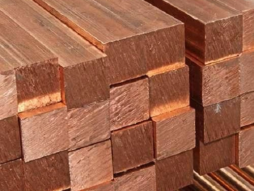 Бронзовый квадрат 25 мм 25 мм БрАМц9-2 ГОСТ 1628-2019