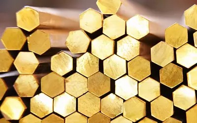 Бронзовый шестигранник 5,5 мм БрАМц9-2 ГОСТ 1628-2019